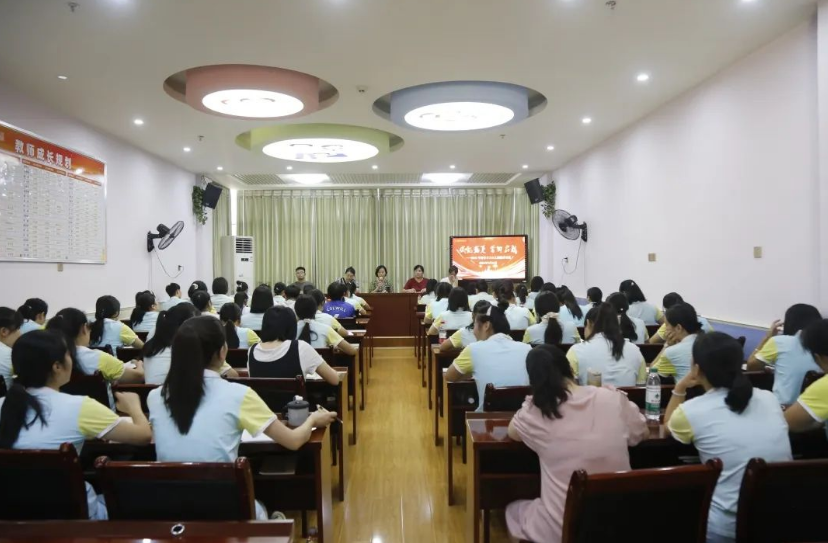 赋能盛夏 蓄力启航——云龙幼儿园2025年暑期教师培训圆满举行